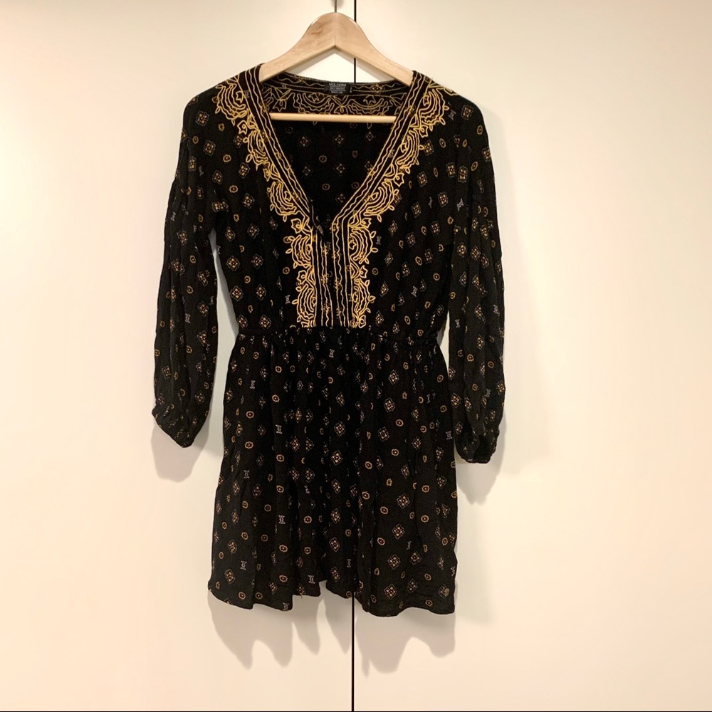 🤩brand new🤩gold and block dress